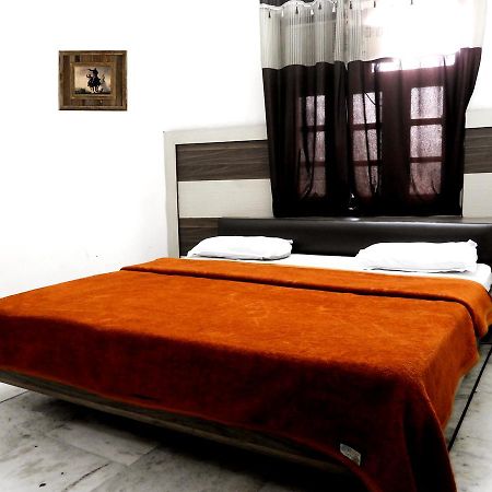 Time Square Guest House Jalandhar Exterior foto
